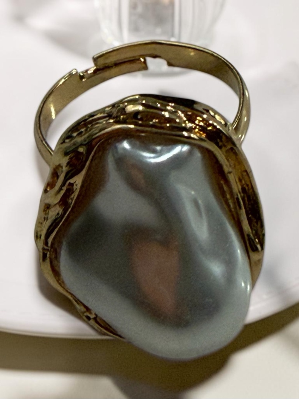 Gold Ring with Metallic Gray Baroque Pearl Accent